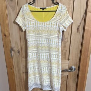 Tiana B. Yellow and White Lace Short Sleeve Scoop Neck Shift Dress